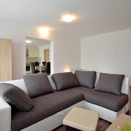 Oliva Apartment