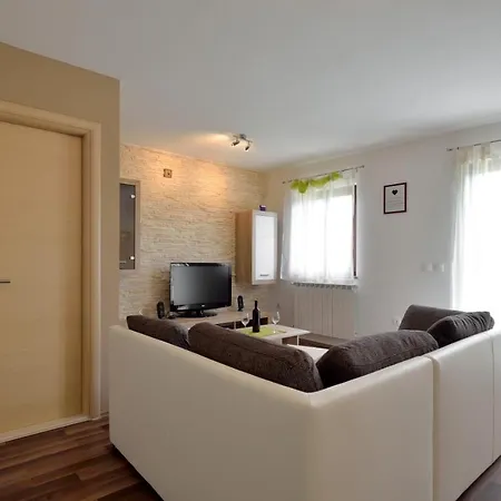 Oliva Apartment *